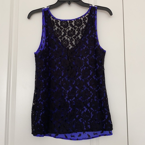 Lace back tank top with cats - Picture 3 of 4